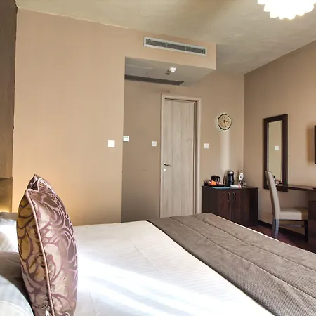 Argento 4* Saint Julian's